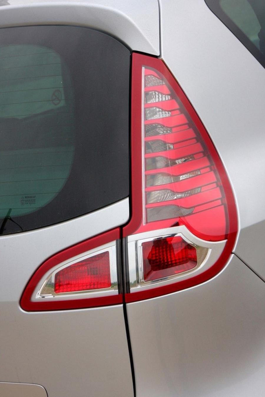 Детали экстерьера Renault Scenic 2009 года  (UK) (фото 26 из 37)